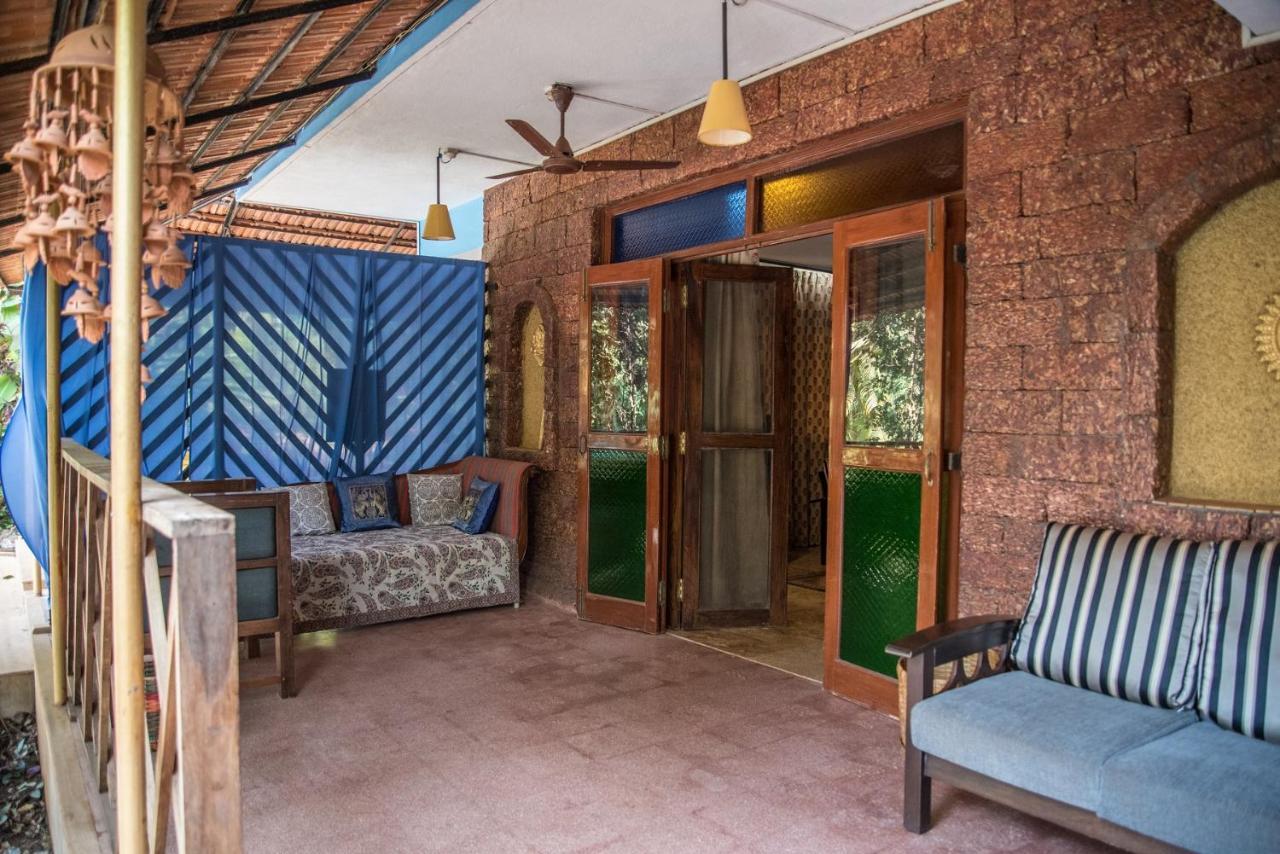 Papa Jolly Eco Resort-Near Morjim Beach Экстерьер фото